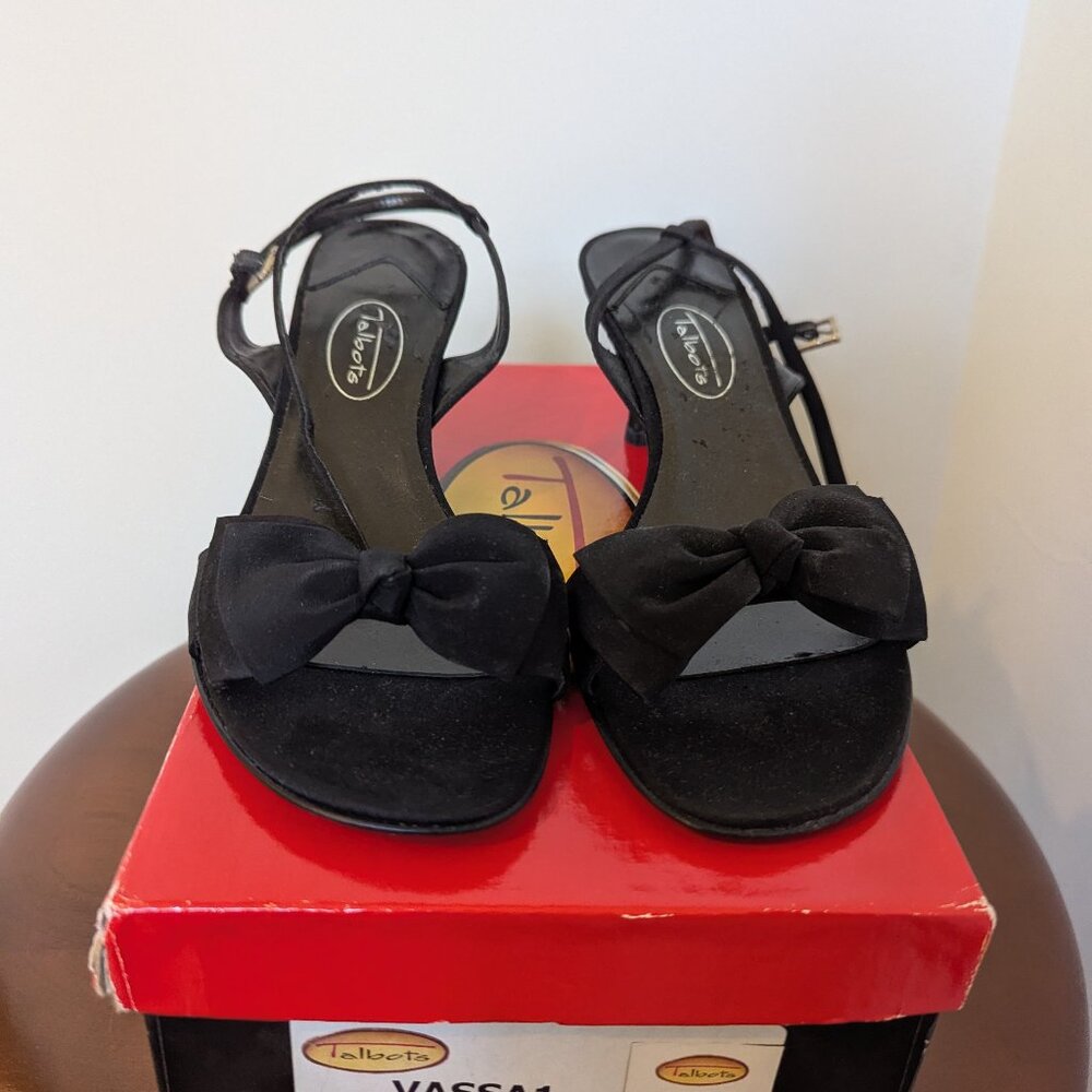 Talbots black open-toe ankle-strap sandals w/ bow — low heel Size 7